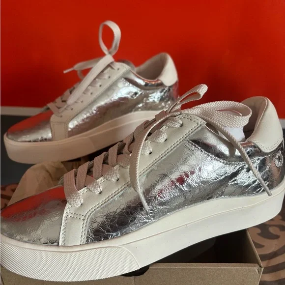NWOT.  Dolce Vita Silver and White Sneakers with Metallic Toe Cap - Picture 3 of 9
